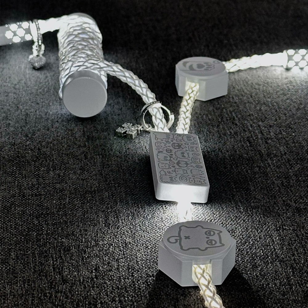 UNKNOWN ERROR D40 Cool White L - Gaming Accessories Lights review and price
