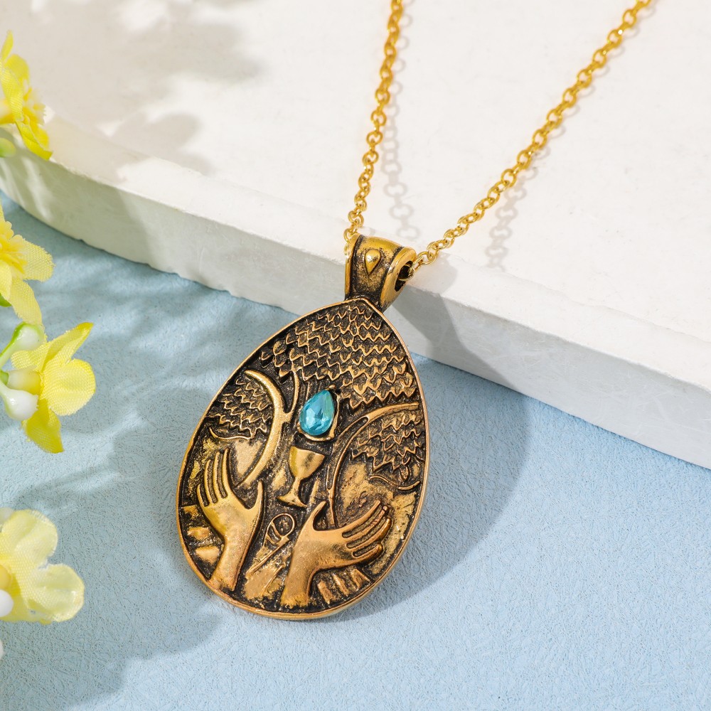 Vintage Game Pendant Necklace  - Video Gaming Accessories review and price