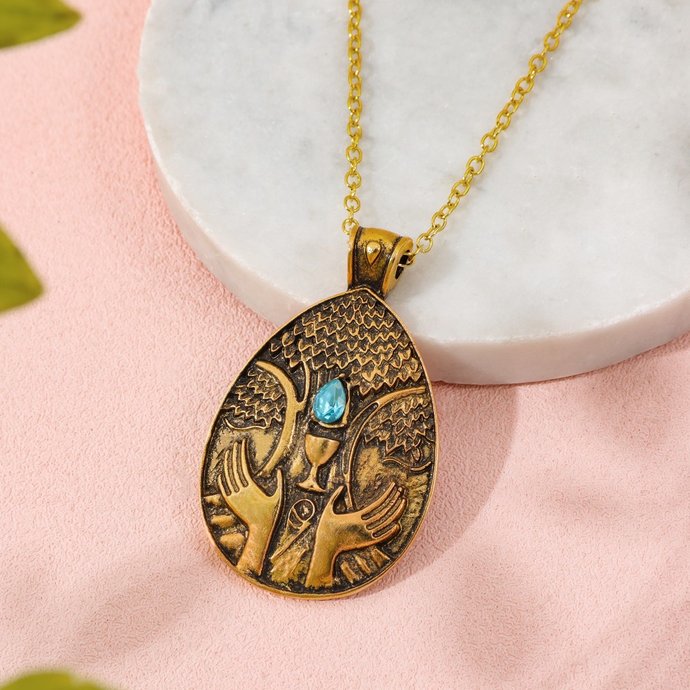 Vintage Game Pendant Necklace  - Video Gaming Accessories review and price